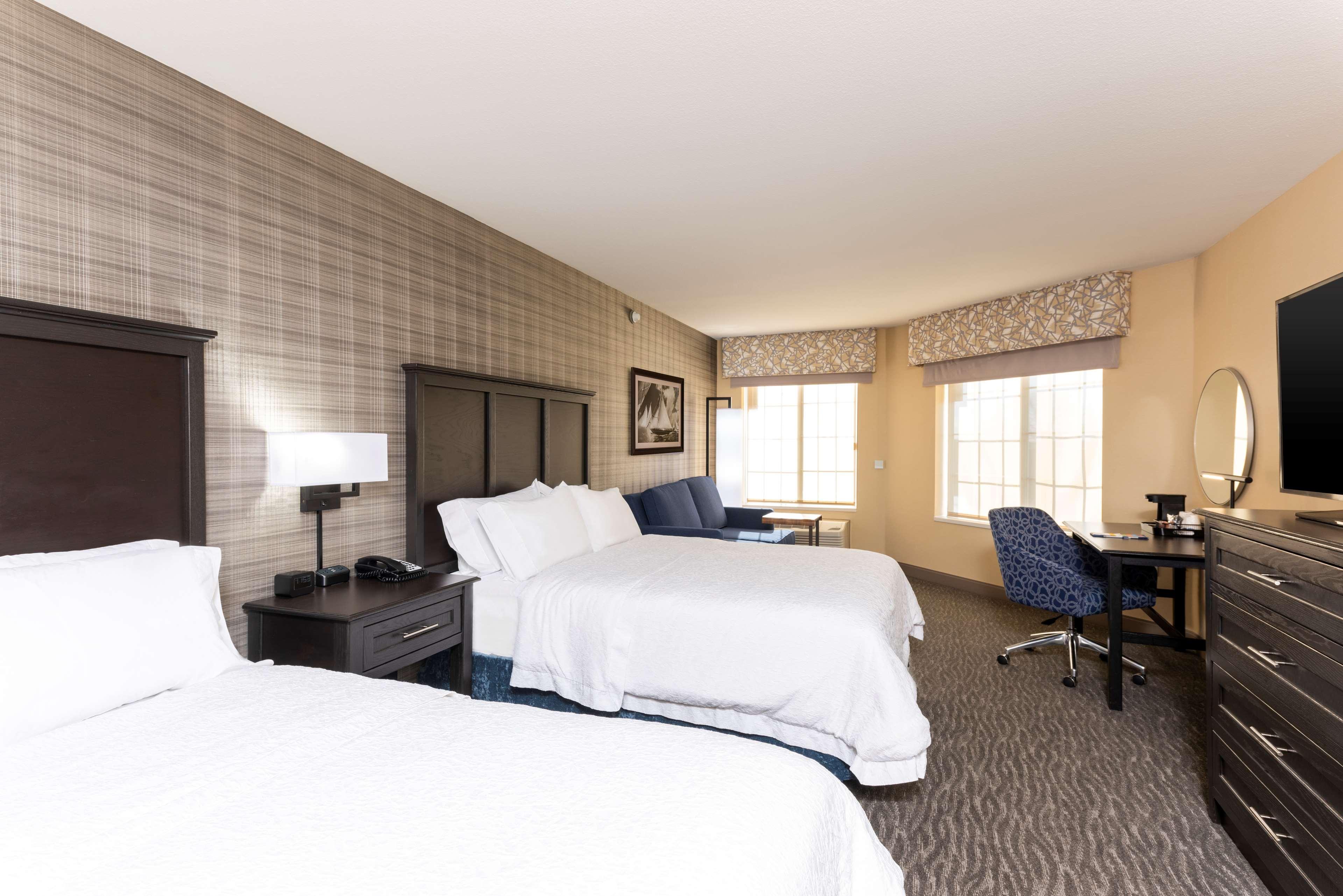 Hampton Inn Holland Esterno foto