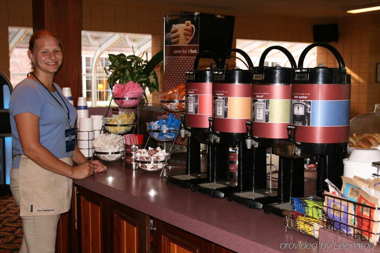 Hampton Inn Holland Ristorante foto